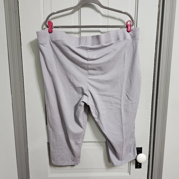 Torrid Crop Comfort Waist Premium Legging - Picture 2 of 7